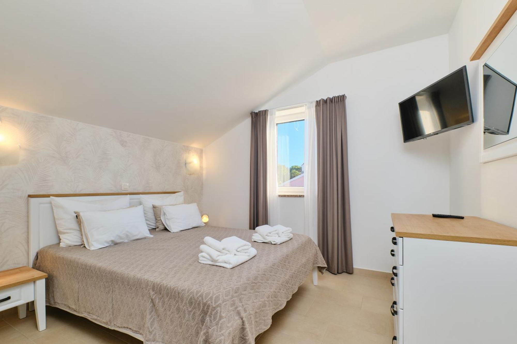 Apartments Divna Mali Lošinj Екстериор снимка