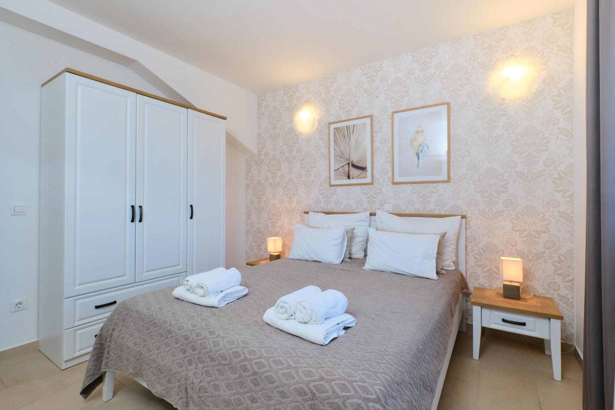Apartments Divna Mali Lošinj Екстериор снимка